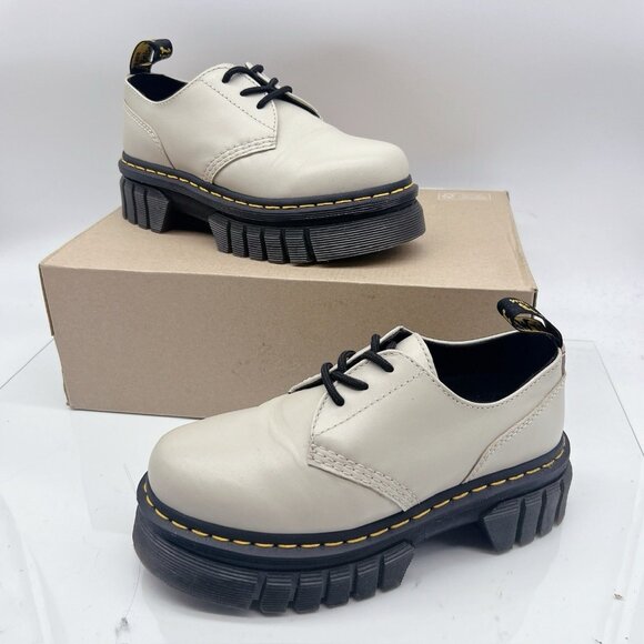 Dr. Martens Audrick 3-Eye Platform Lace Up Shoe VINTAGE TAUPE Nappa Lux US 6 - Picture 4 of 14